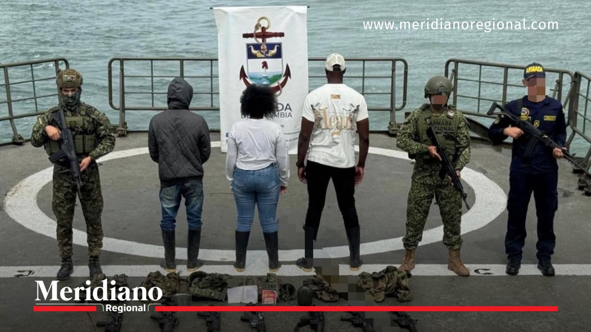 entrega voluntaria en Buenaventura de integrantes armados ante Ejército y Armada