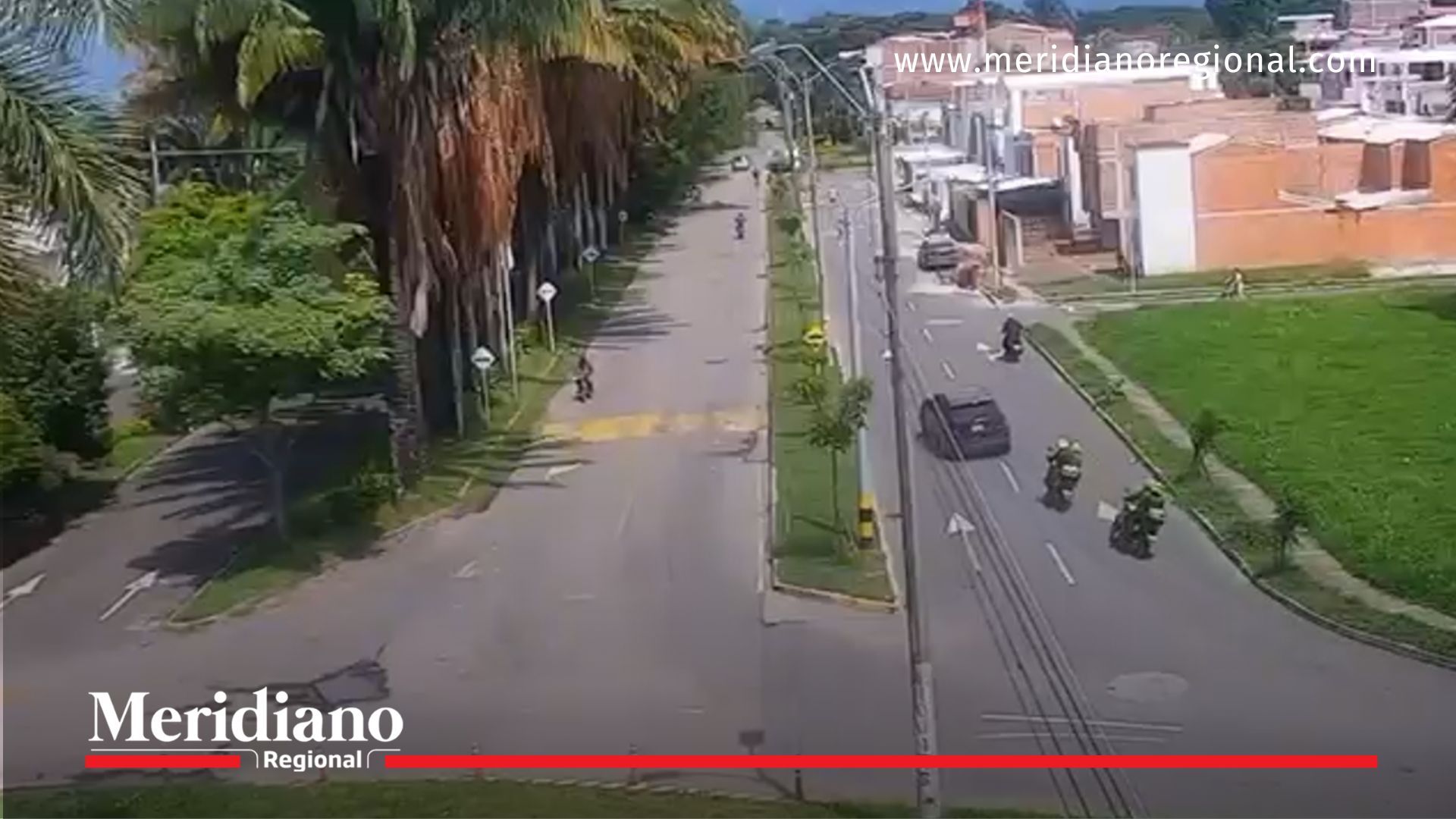 Momento en que la Policía persigue una camioneta que transportaba 626 kilos de estupefacientes en Palmira.