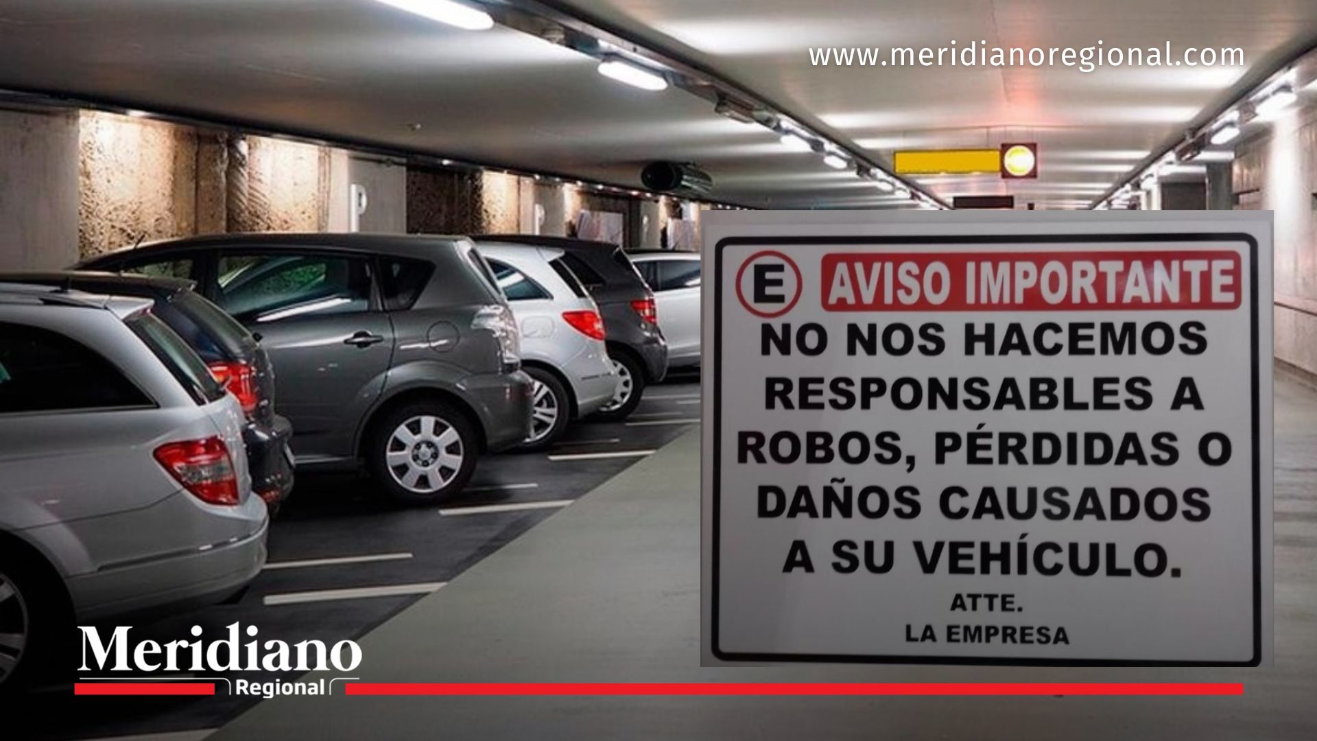 Letrero en parqueadero que indica que no se hacen responsables por robos o daños, mensaje que genera debate sobre la responsabilidad de los parqueaderos en Colombia.