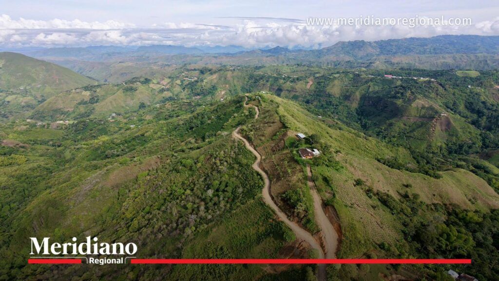 Zona rural del corregimiento de San Miguel, La Vega, Cauca - Meridiano Regional Zona rural del corregimiento de San Miguel en La Vega, Cauca, ubicada en el Macizo Colombiano, donde se desarrolla un proyecto de gas domiciliario para proteger el medio ambiente.