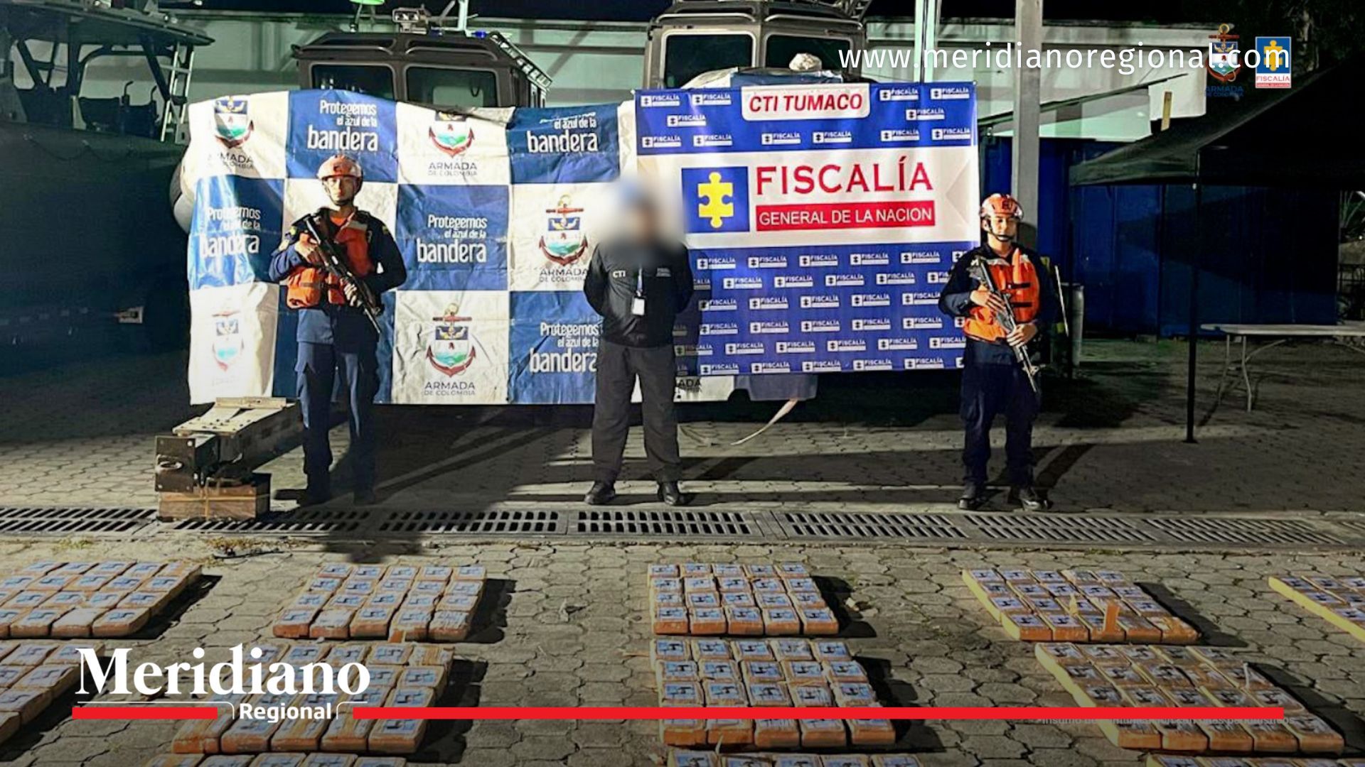 El CTI y la Fiscalía presentaron más de una tonelada de cocaína incautada en Tumaco durante operativo en el Pacífico.