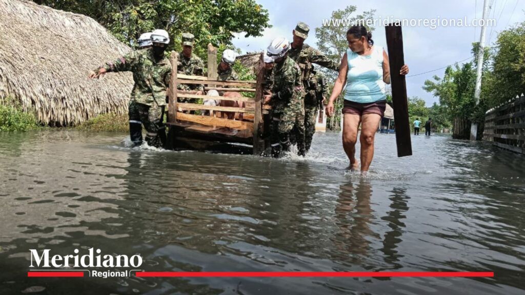 Labores de evacuación por inundaciones en Córdoba, Cauca, Antioquia y Nariño, crisis que el Gobierno busca atender con el impuesto al patrimonio