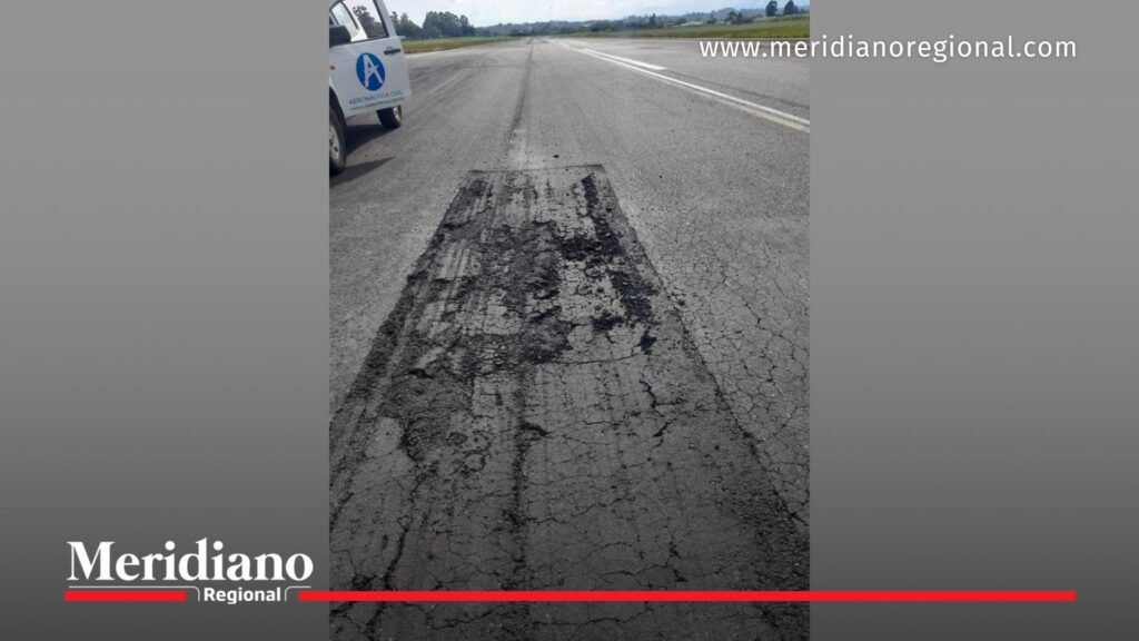 Mantenimiento en pista del Aeropuerto de Popayán - Meridiano Regional Mantenimiento en la pista del Aeropuerto de Popayán durante cierre temporal por reparaciones preventivas