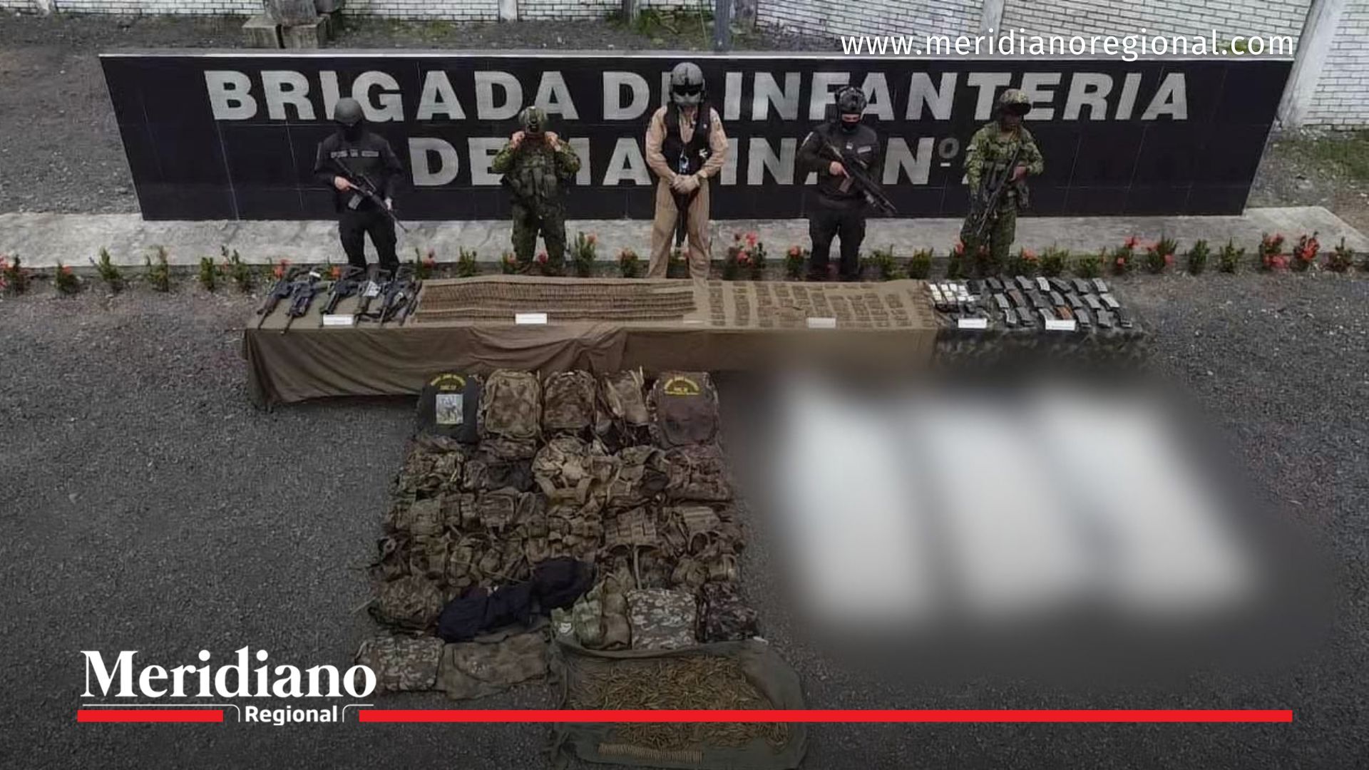 armamento incautado al grupo de Iván Mordisco durante operación militar en Buenaventura contra disidencias de las Farc