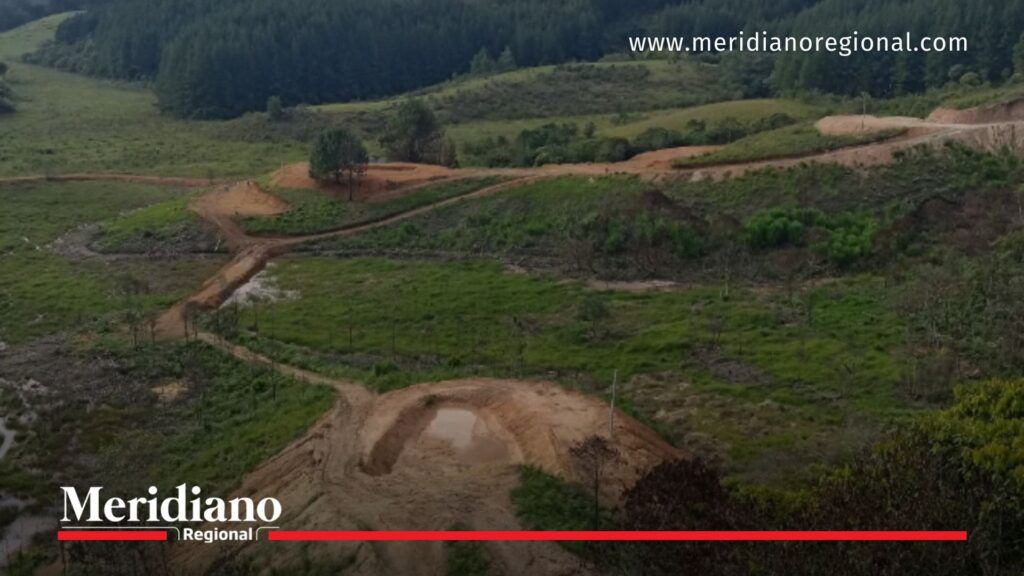 Creciente súbita en Popayán en la vereda Bajo Charco - Meridiano Regional Creciente súbita en Popayán afecta viviendas en la vereda Bajo Charco tras fuertes lluvias