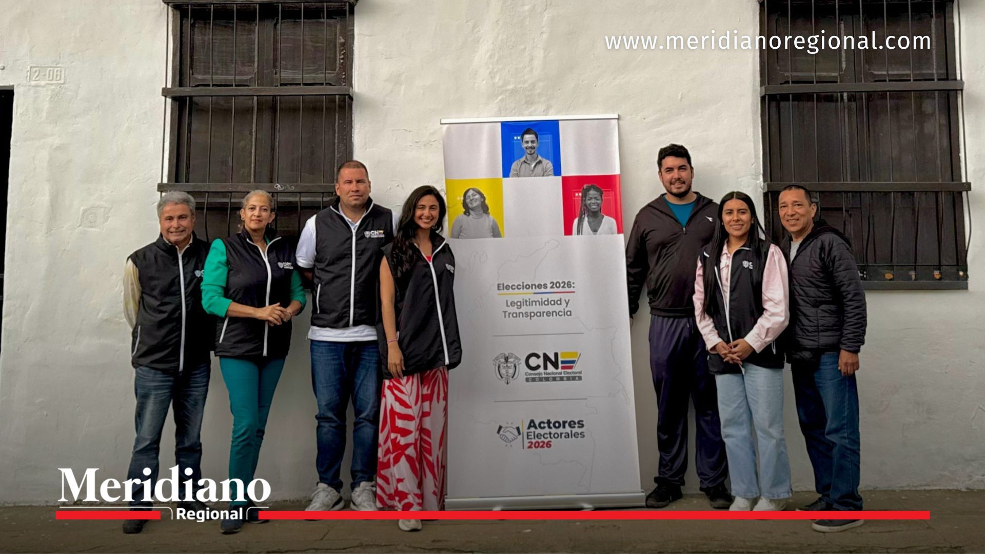 Funcionarios del CNE durante acompañamiento a organizaciones en el proceso de curules de paz en las CITREP.