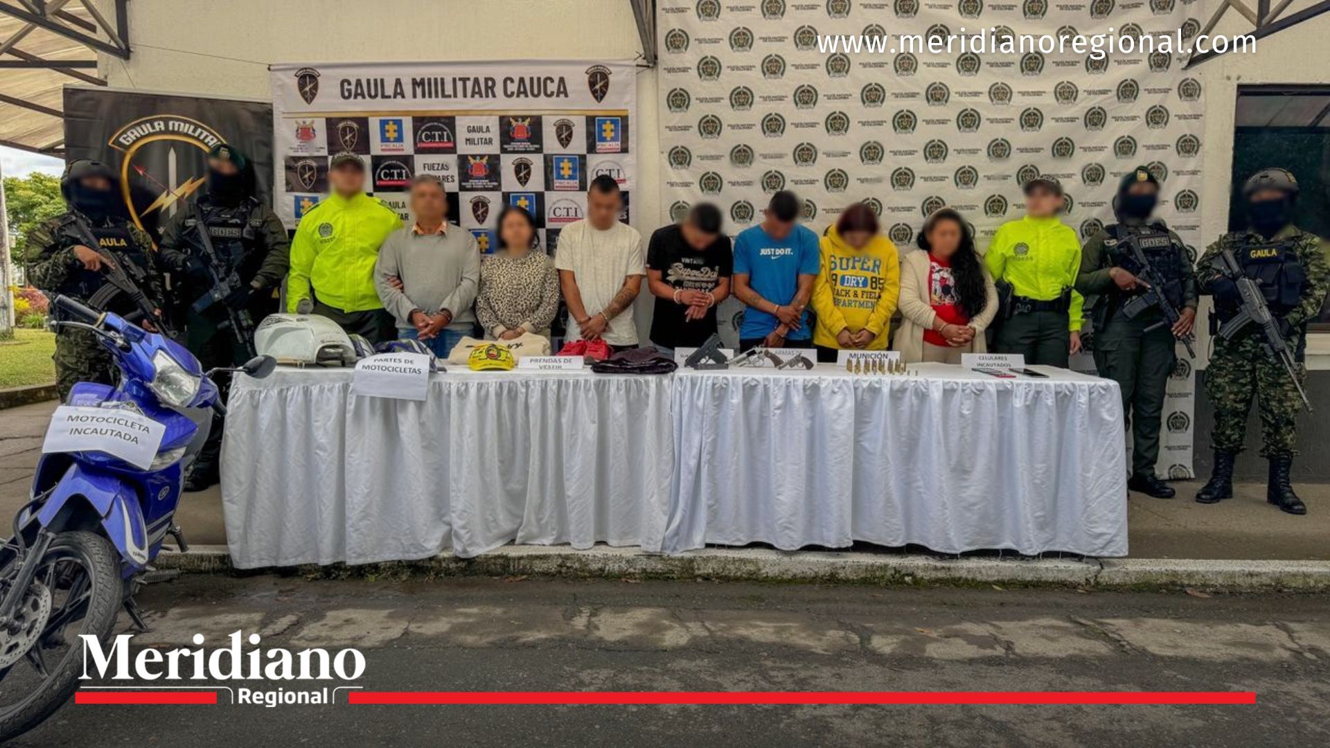 Autoridades presentan a los siete capturados durante la Operación Guarida, operativo realizado en la comuna 6 de Popayán contra una red señalada de cometer atracos.
