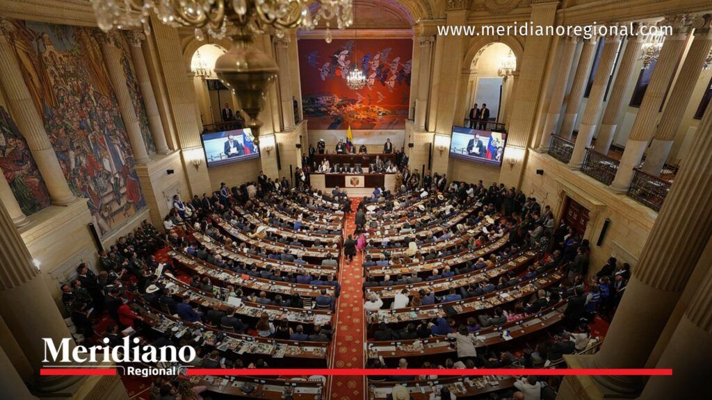 liquidación de EPS en el Congreso de Colombia debate sobre crisis sistema de salud Colombia
