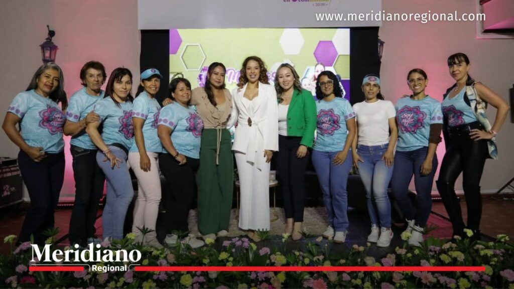 gestora social Cauca con mujeres en evento Mujeres en Comunidad en Popayán liderazgo femenino Cauca