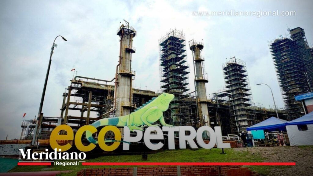 Ecopetrol planta industrial Colombia - Meridiano Regional Ecopetrol planta industrial en Colombia con letrero de la empresa en medio de crisis por Ricardo Roa