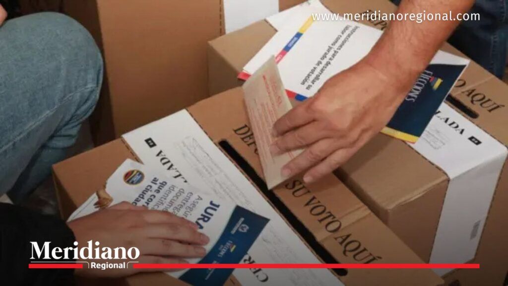 Tarjetón electoral 2026 votación en Colombia - Meridiano Regional Votantes depositando su voto en urna con tarjetón electoral 2026 en Colombia