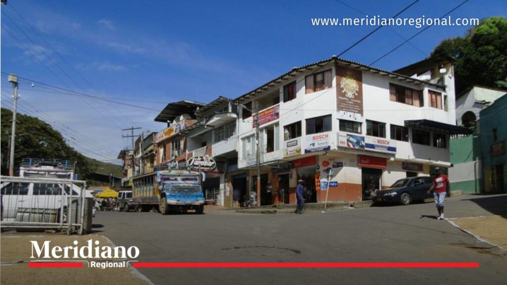 robo-camioneta-ceo-suarez-centro-municipio