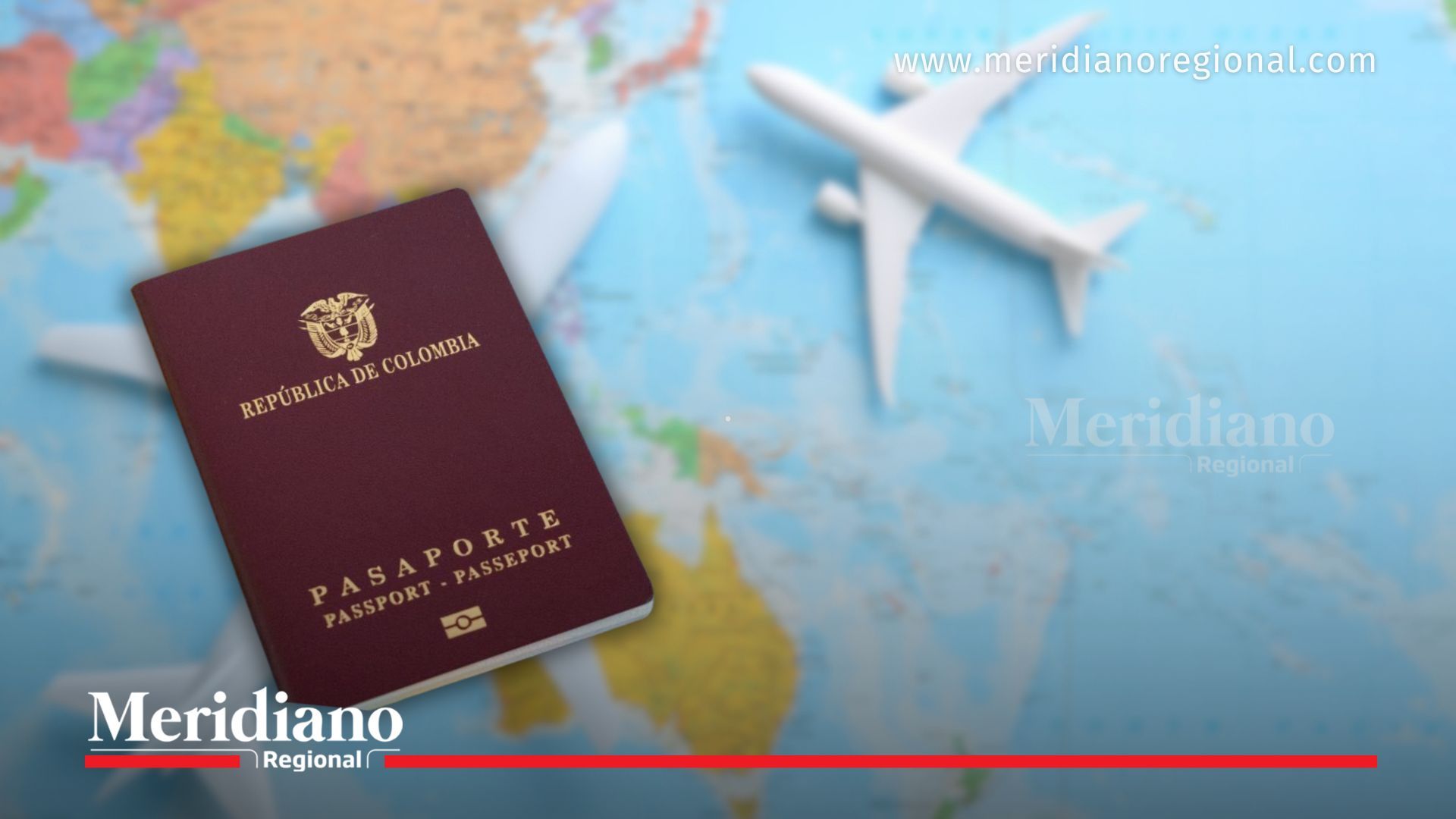 nuevo pasaporte en Colombia sobre mapa mundial con avión representando viajes internacionales y cambios en el documento