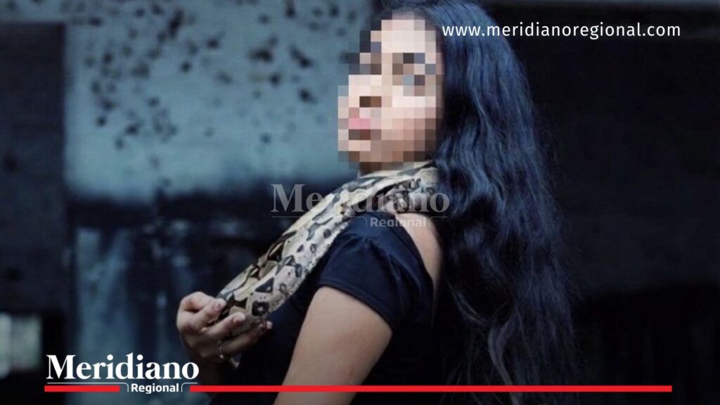 Mujer exhibía a una boa en Buga