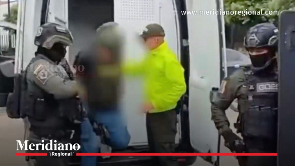 Policía captura a presunto integrante de red de drones explosivos ligada a Iván Mordisco.