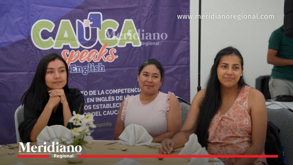 Docentes participantes en el proyecto Bilingüismo Cauca Speak English durante la jornada de cierre y certificación en el departamento del Cauca.