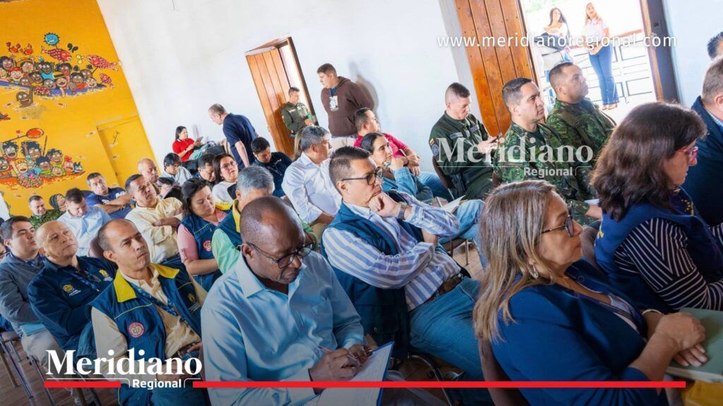 Asistentes participan en comisión sobre garantías electorales y segunda vuelta presidencial en el Cauca.