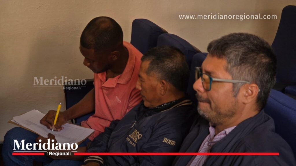 Funcionarios y representantes de instituciones educativas participan en un seminario sobre gestión educativa organizado por la Secretaría de Educación y Cultura del Cauca para fortalecer la calidad y la legalidad de los establecimientos educativos.