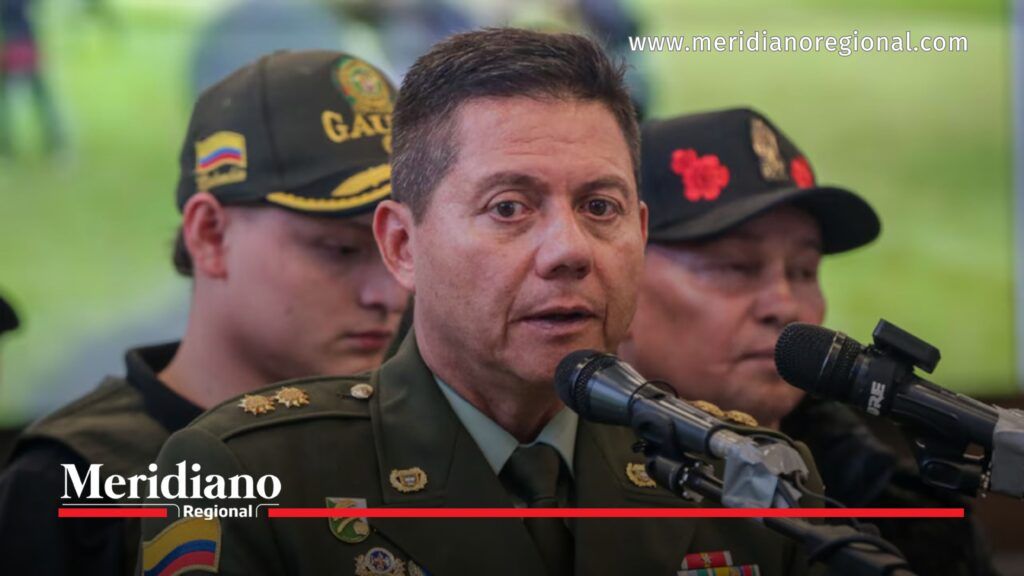Director de la Policía exige liberación del patrullero - Meridiano Regional General William Oswaldo Rincón Zambrano entrega declaraciones ante varios micrófonos.