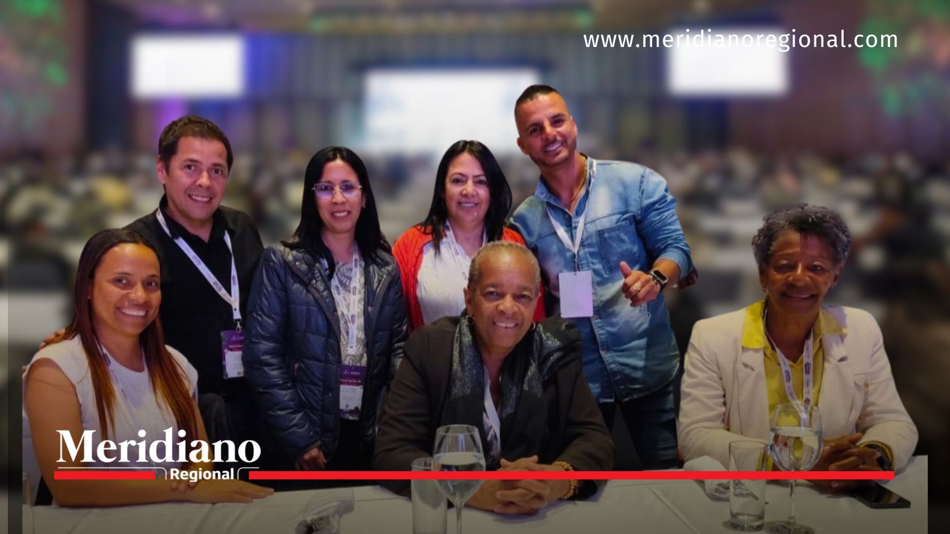 La secretaria de Educación y Cultura del Cauca, Sor Inés Larrahondo Carabalí, junto a integrantes de la delegación departamental durante el Encuentro Nacional de Secretarías de Educación 2026