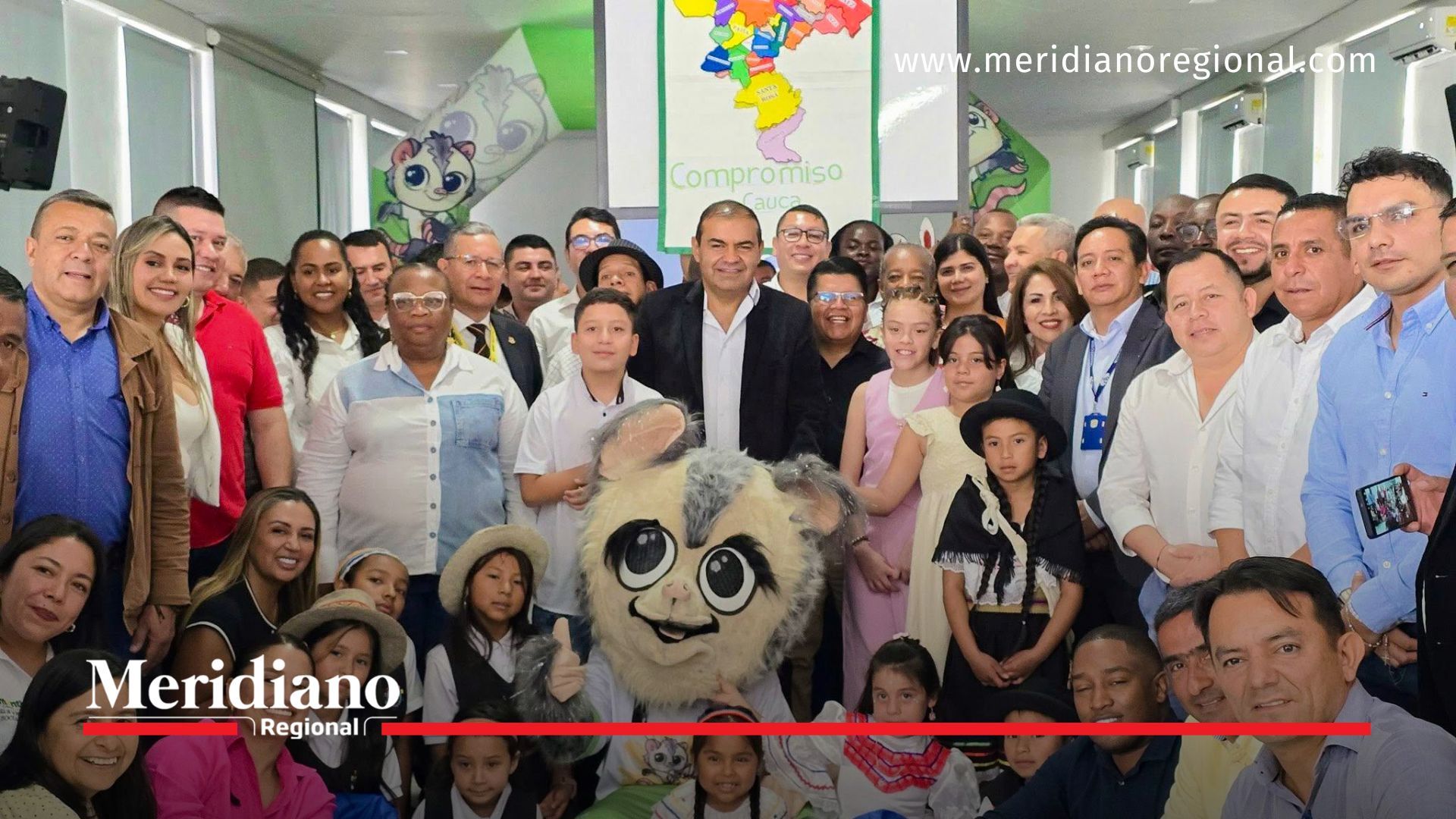 Representantes de las diferentes dependencias de la Gobernación del Cauca, junto al gobernador Octavio Guzmán, participaron en la primera sesión del Consejo Departamental de Política Social (CODPOS) 2026, espacio de articulación institucional para coordinar acciones en favor de las poblaciones priorizadas del departamento.