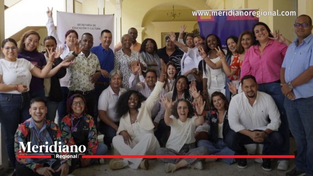 Representantes del Ministerio de Educación Nacional, la Secretaría de Educación y Cultura del Cauca y siete municipios del norte del departamento durante una jornada de articulación educativa.