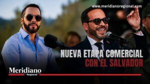 Abelardo De La Espriella durante una intervención pública, en una composición gráfica sobre la nueva agenda comercial entre Colombia y El Salvador.