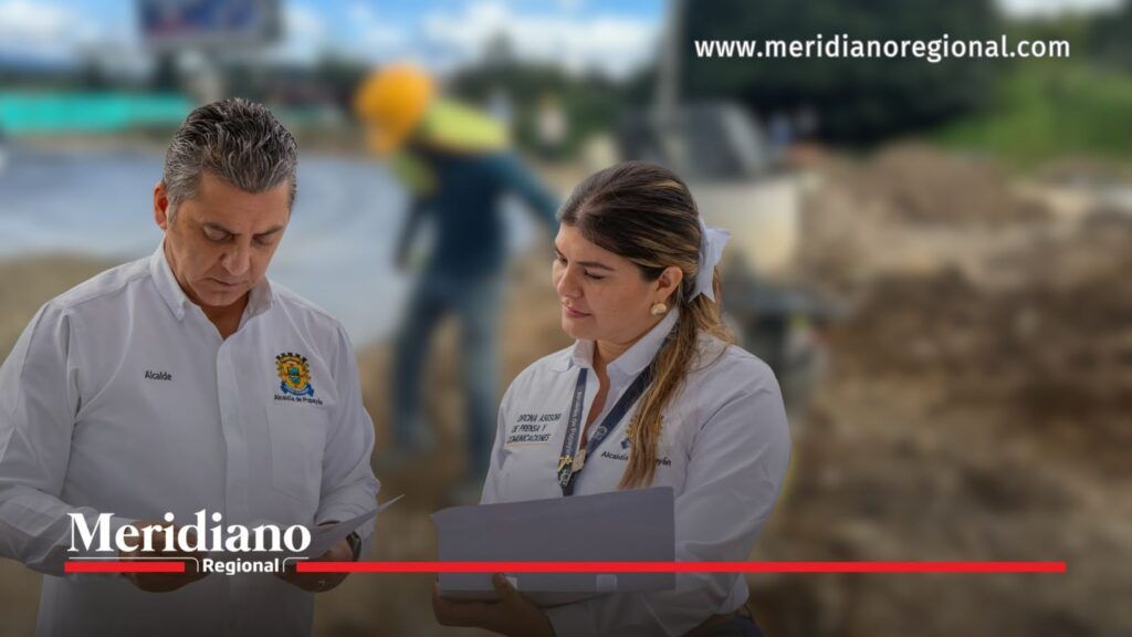 Juan Carlos Muñoz durante actividad institucional sobre proyectos para la ciudad.