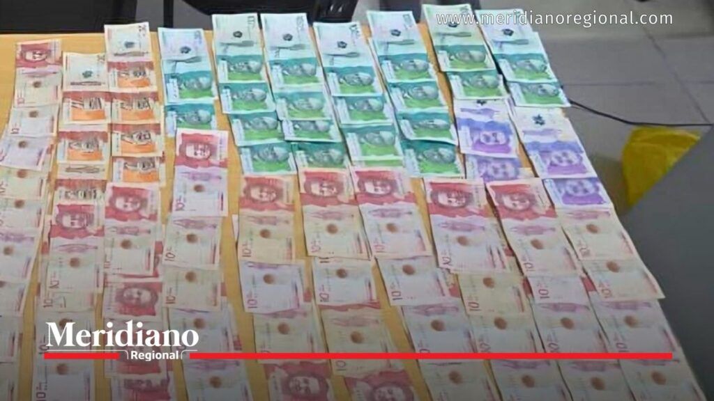 Dinero relacionado con investigación contra alias Claudia - Meridiano Regional Dinero exhibido en investigación contra alias Claudia, señalada jefe de finanzas de estructura de Iván Mordisco.