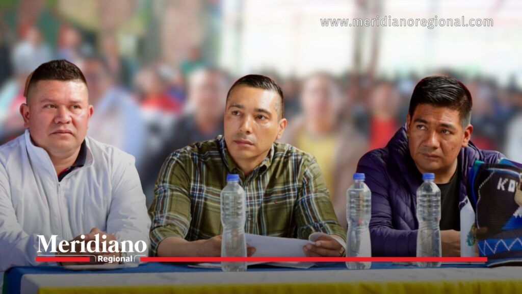 Autoridades en reunión comunitaria en Puracé por atención a comunidades afectadas por el Volcán Puracé.