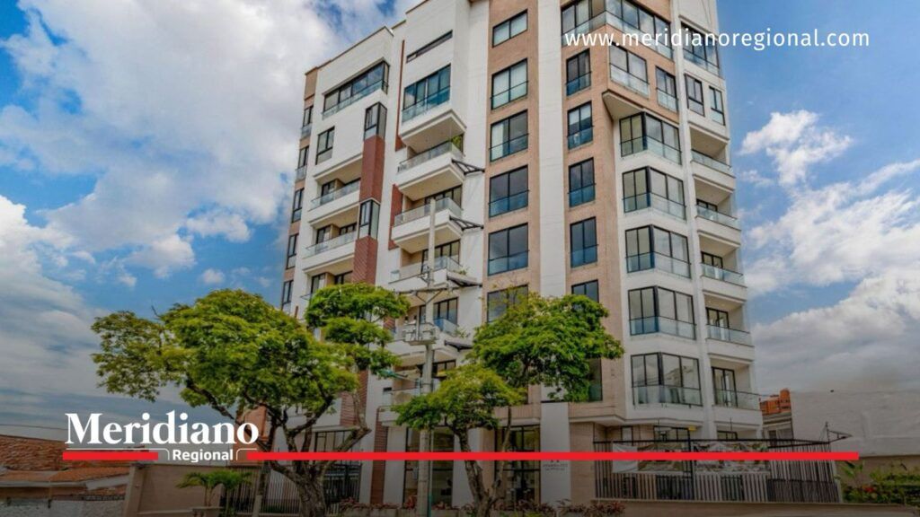 Edificio residencial en Cali ante denuncias por arriendos inflados tras el terremoto.