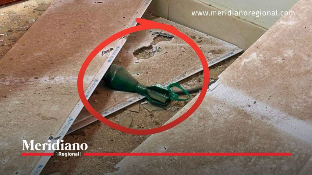 Artefacto explosivo hallado en oficina de CEO en El Tambo - Meridiano Regional Artefacto explosivo sin detonar dentro de la oficina de CEO en El Tambo.