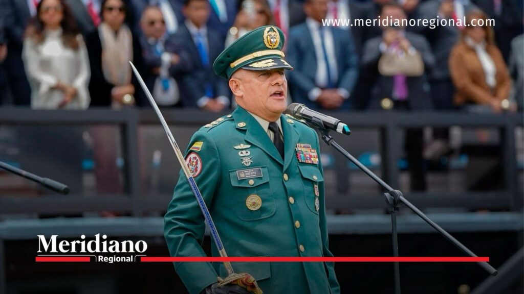Mayor general José Bertulfo Soto Sánchez, comandante del Ejército Nacional de Colombia, durante ceremonia militar.